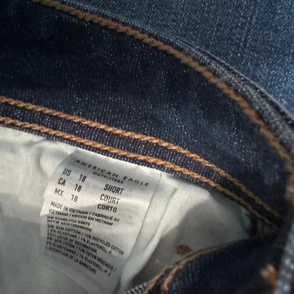 Women’s Kick boot American Eagle Outfitters Dark Blue Jeans 18 Short - Picture 5 of 6